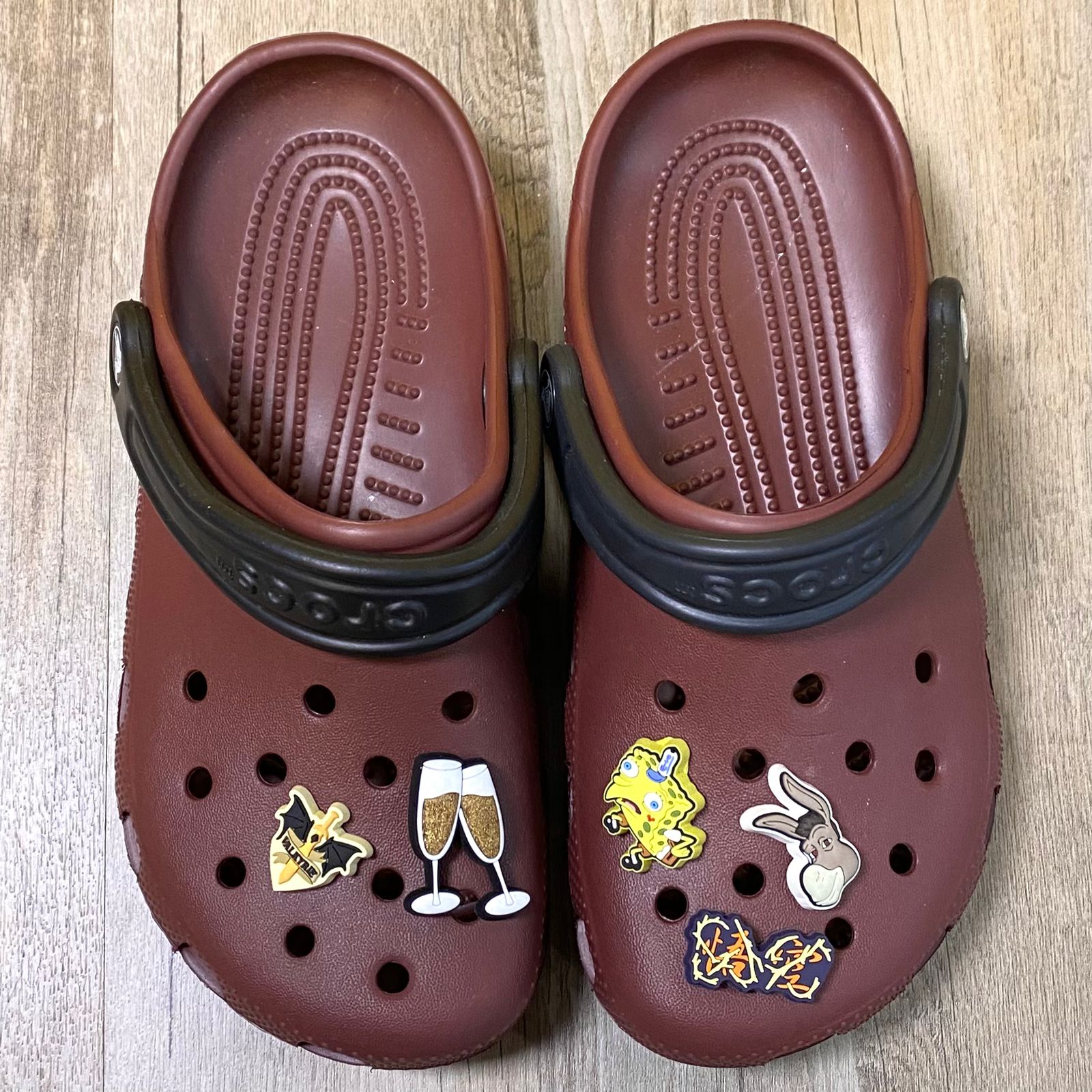 Dép Crocs Kid Classic Clog HN2 Brown/Black